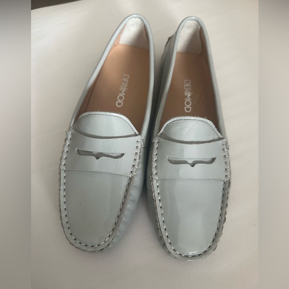 Brand new shoe (Turkish brand) - Picture 2 of 5